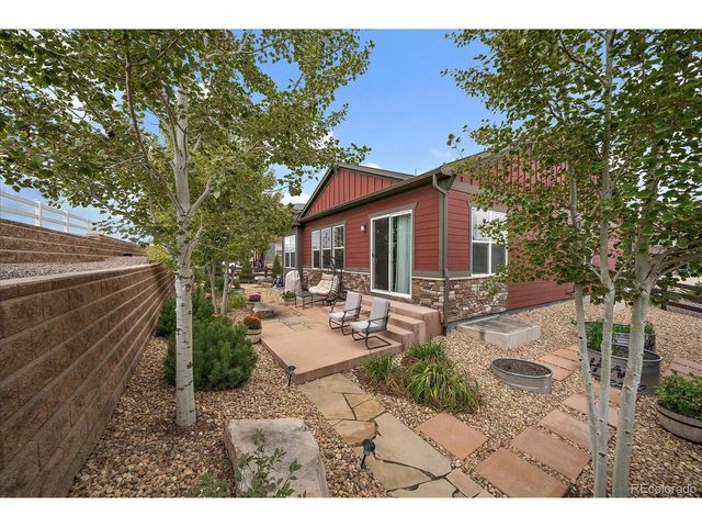 877 Stagecoach Dr, Lafayette, CO 80026