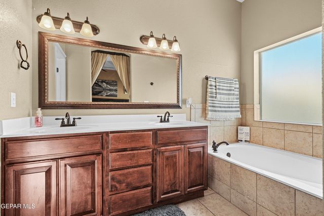 5305 JACK MARCUS Drive, El Paso, TX 79934