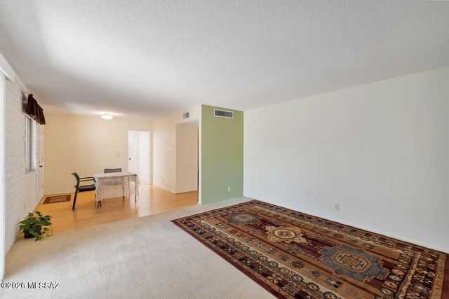 7070 E Calle Del Sol, Tucson, AZ 85710