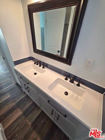 920 Westbourne Drive 10, West Hollywood, CA 90069