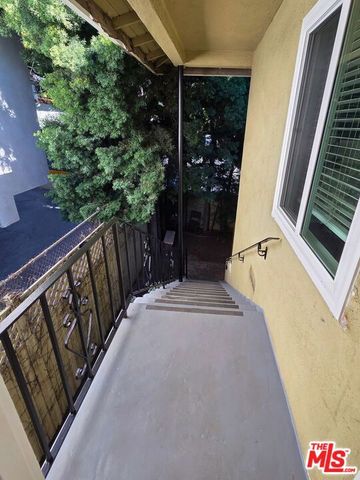 920 Westbourne Drive 10, West Hollywood, CA 90069