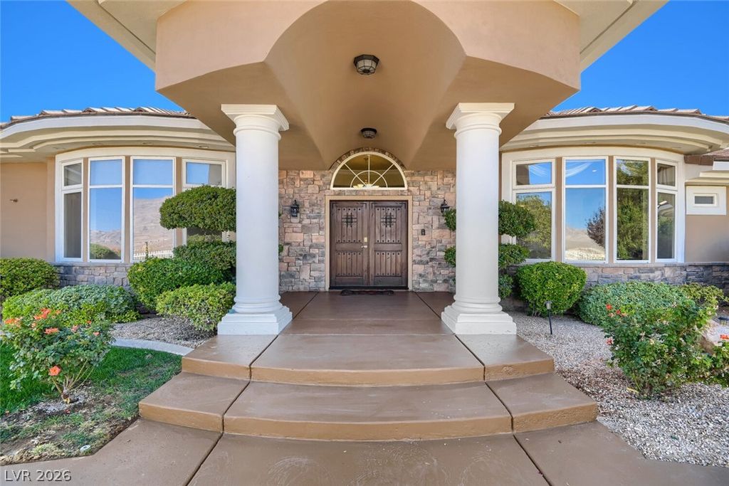 6325 West Iron Mountain Road, Las Vegas, NV 89131 — exterior