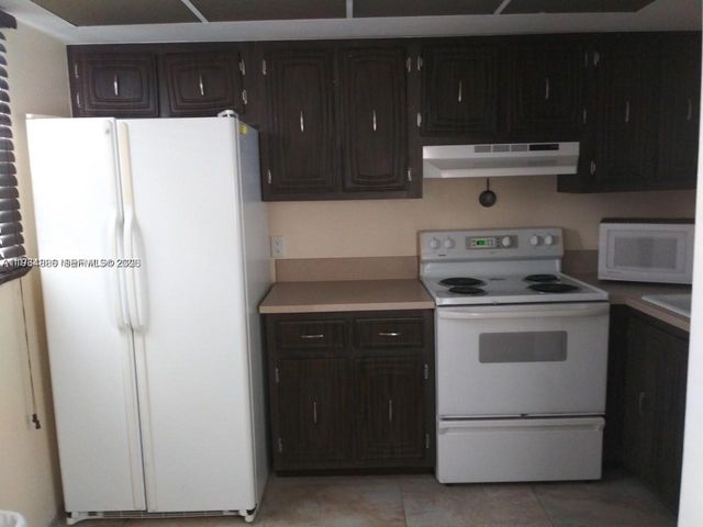 116 Royal Park Dr 2D, Oakland Park, FL 33309