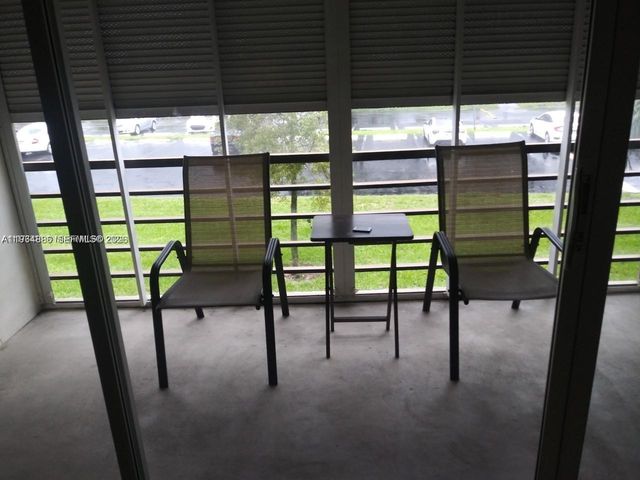 116 Royal Park Dr 2D, Oakland Park, FL 33309