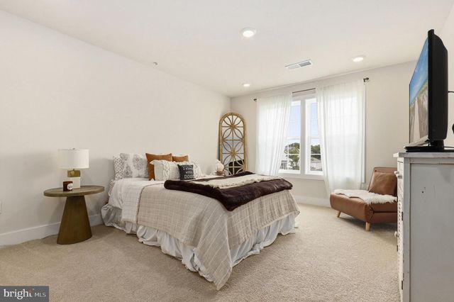 14622 SENECA FARM LN, Germantown, MD 20874
