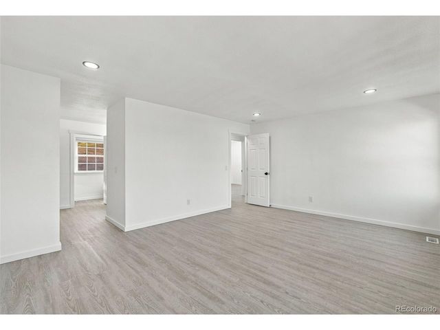 3224 W 11th Avenue Dr, Broomfield, CO 80020