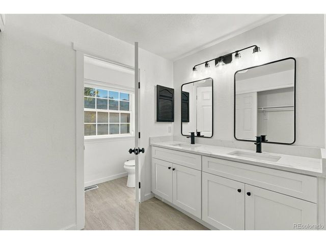 3224 W 11th Avenue Dr, Broomfield, CO 80020