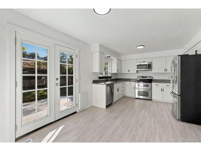3224 W 11th Avenue Dr, Broomfield, CO 80020