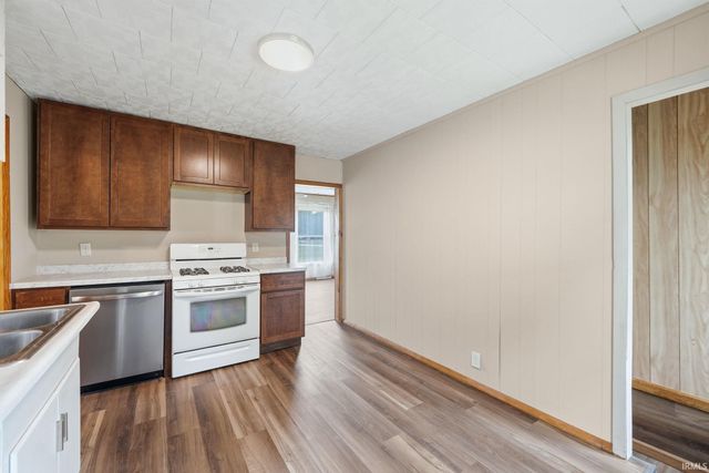 7391 SR 17 Road, Plymouth, IN 46563