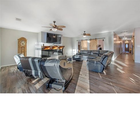 166 Indian Gap Road, Mabank, TX 75156
