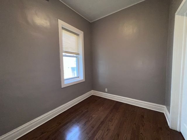 4815 S Elizabeth Street 1F, Chicago, IL 60609