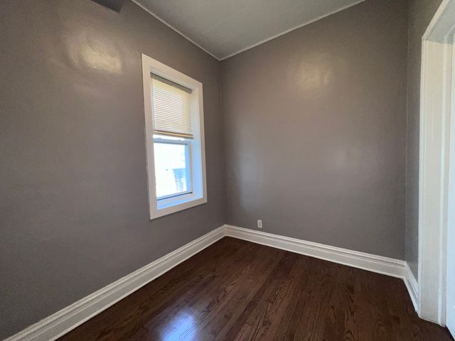 4815 S Elizabeth Street 1F, Chicago, IL 60609