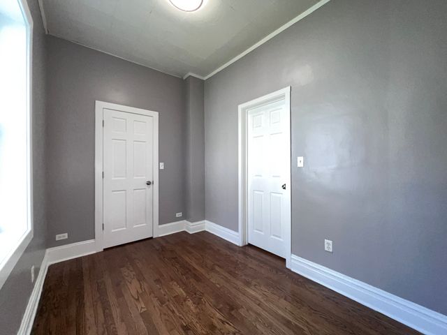 4815 S Elizabeth Street 1F, Chicago, IL 60609