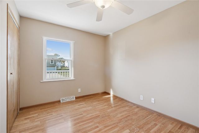 323 Norwick Road SW, Cedar Rapids, IA 52404