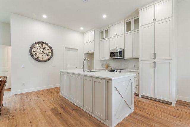 2224 NW 11th Street, Oklahoma City, OK 73107