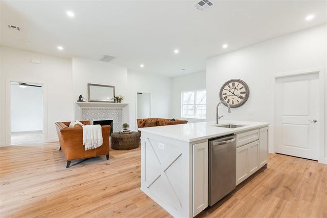 2224 NW 11th Street, Oklahoma City, OK 73107