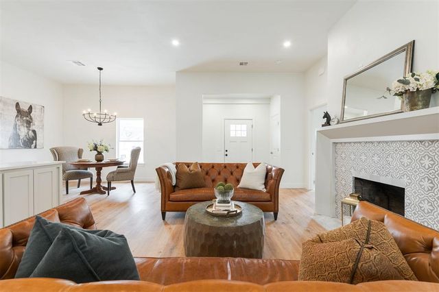 2224 NW 11th Street, Oklahoma City, OK 73107