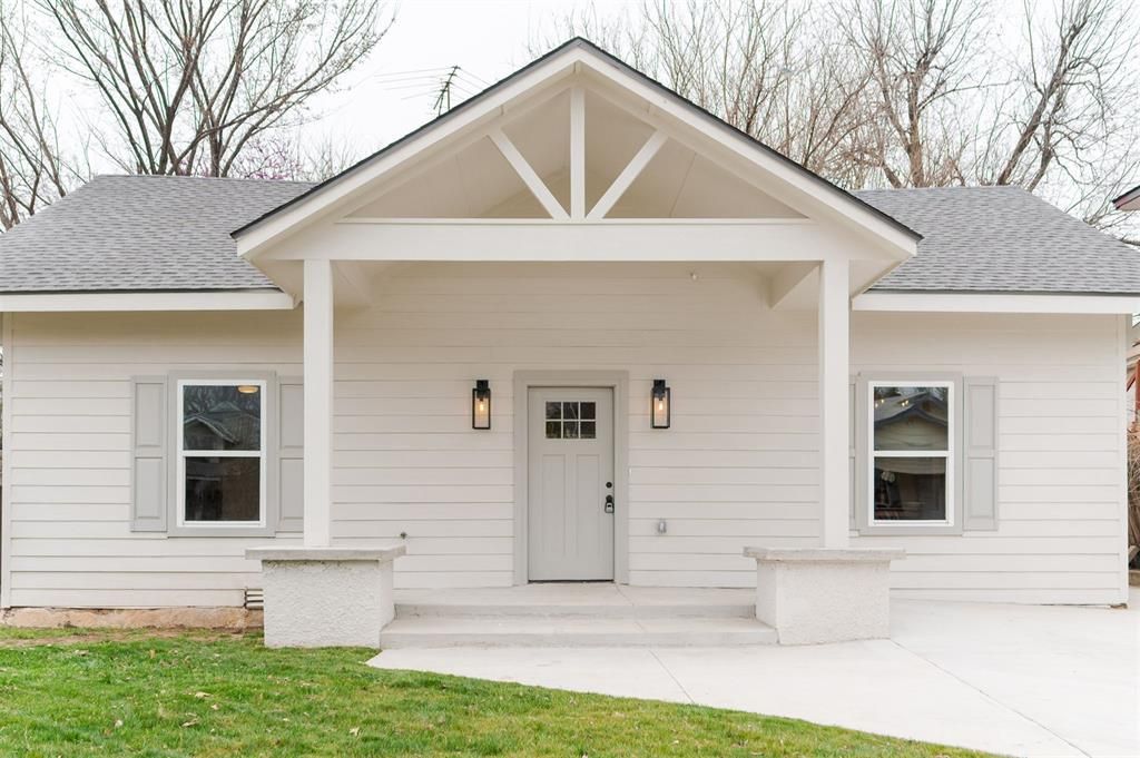 2224 NW 11th Street, Oklahoma City, OK 73107