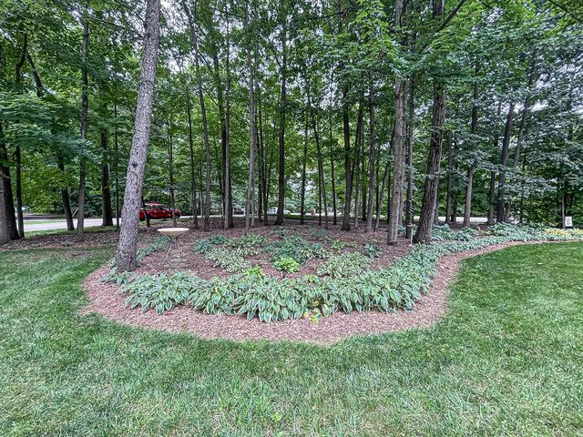 28812 Grove LANE, Waterford, WI 53185