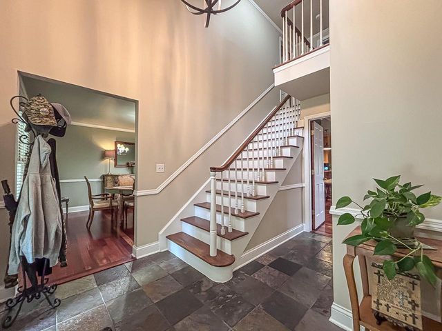 28812 Grove LANE, Waterford, WI 53185