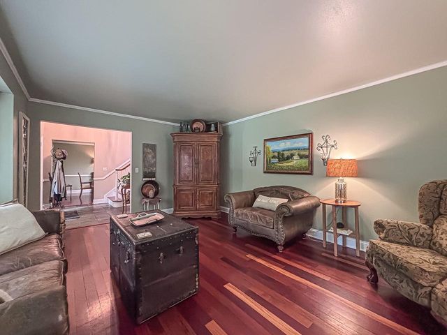 28812 Grove LANE, Waterford, WI 53185