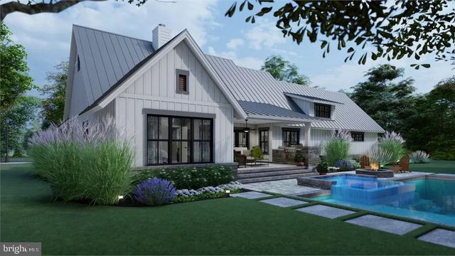 2828 HEIDLERSBURG RD, Biglerville, PA 17307