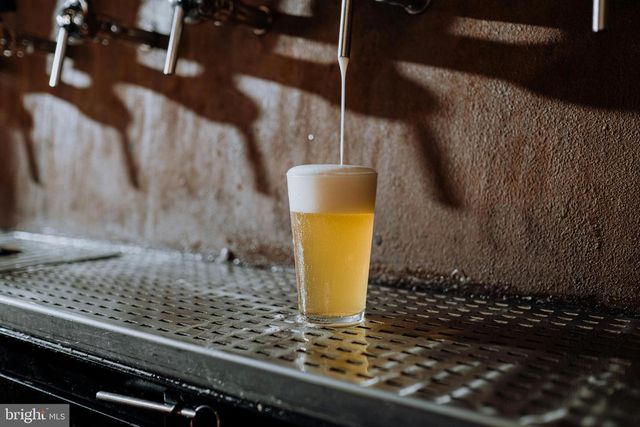 2828 HEIDLERSBURG RD, Biglerville, PA 17307