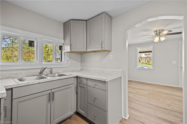 124 Rocky Lane, Mount Airy, NC 27030