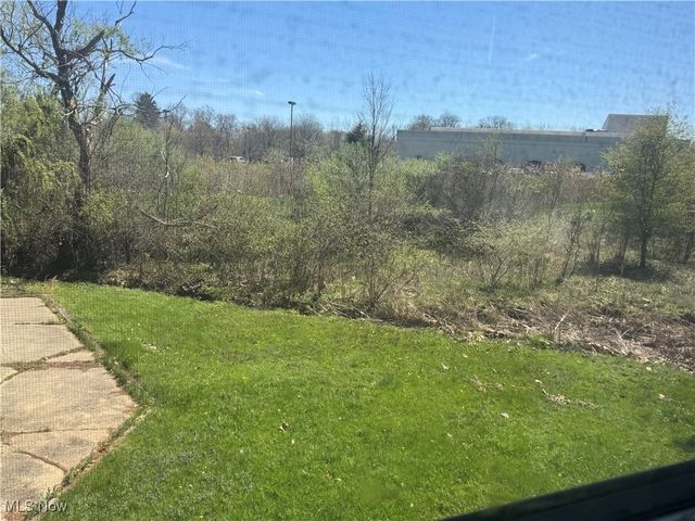 25911 Tryon Road, Oakwood Village, OH 44146