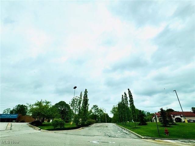 25911 Tryon Road, Oakwood Village, OH 44146