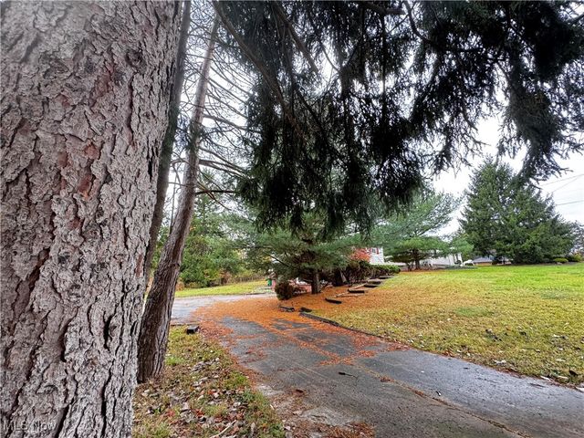 25911 Tryon Road, Oakwood Village, OH 44146