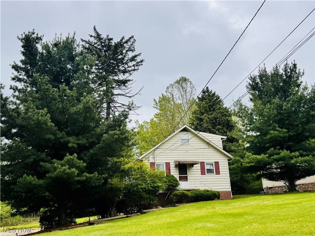 25911 Tryon Road, Oakwood Village, OH 44146