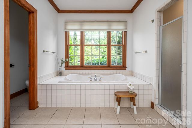 23 Boddington Court, Asheville, NC 28803