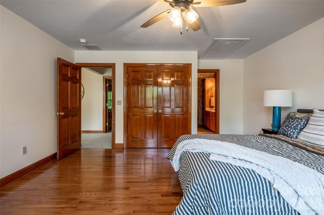 23 Boddington Court, Asheville, NC 28803