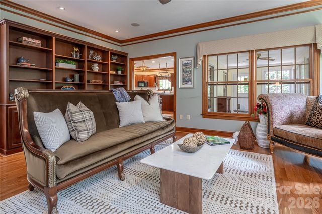 23 Boddington Court, Asheville, NC 28803