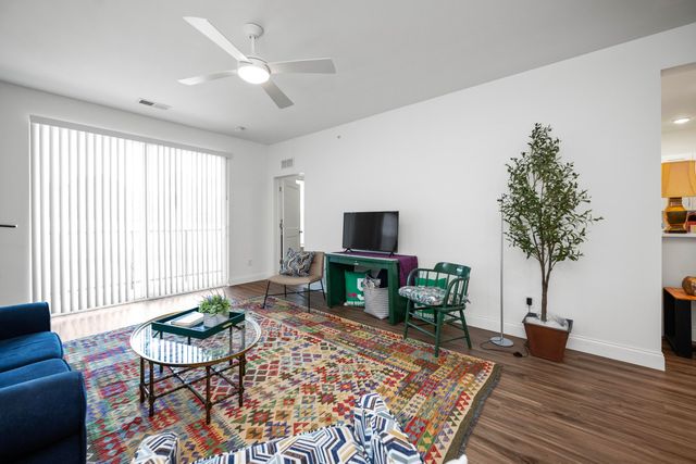 231 Walton Avenue 206, Lexington, KY 40502