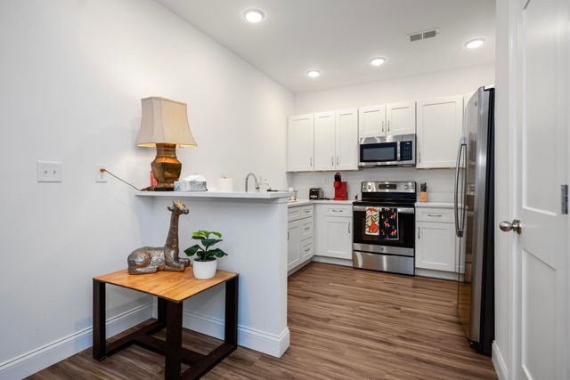 231 Walton Avenue 206, Lexington, KY 40502