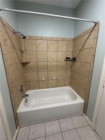 1235 Canyon Creek, College Station, TX 77840