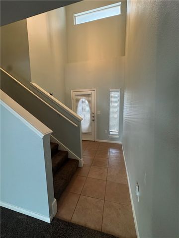 1235 Canyon Creek, College Station, TX 77840