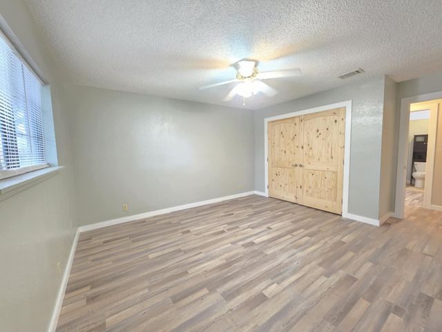 2207 Gontier Drive, Bay City, TX 77414