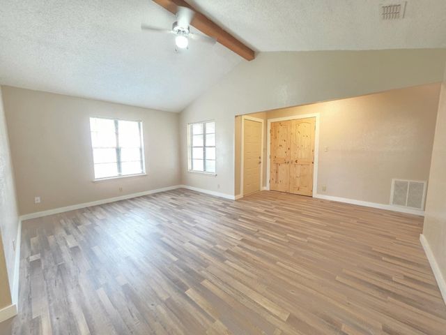 2207 Gontier Drive, Bay City, TX 77414