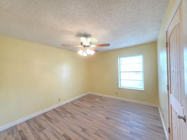 2207 Gontier Drive, Bay City, TX 77414