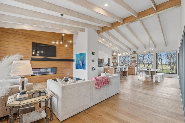 1525 N Shadow Rock Dr, Andover, KS 67002