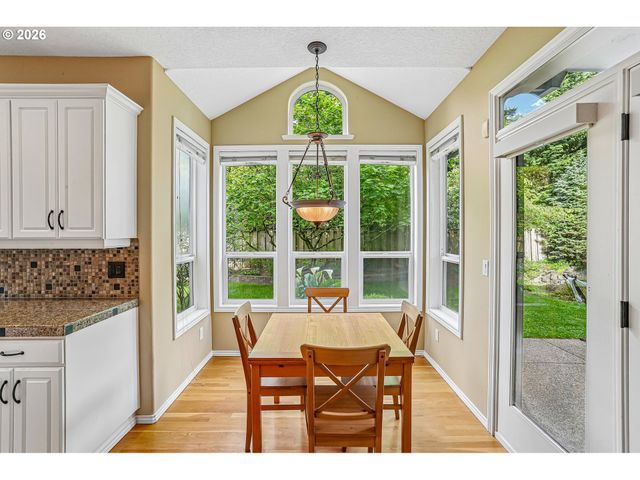 2600 COEUR D ALENE Dr, West Linn, OR 97068