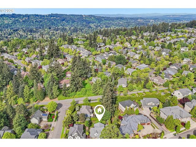 2600 COEUR D ALENE Dr, West Linn, OR 97068