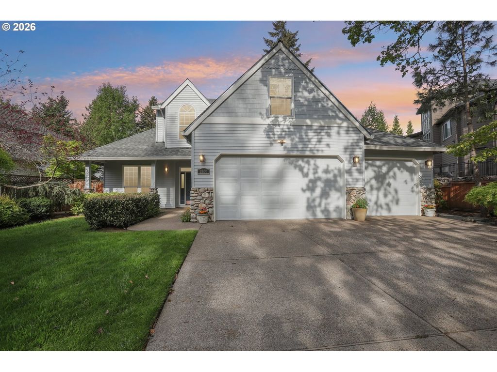 2600 COEUR D ALENE Dr, West Linn, OR 97068