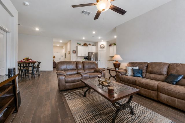3227 Texas Trail, Aubrey, TX 76227