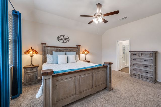 3227 Texas Trail, Aubrey, TX 76227