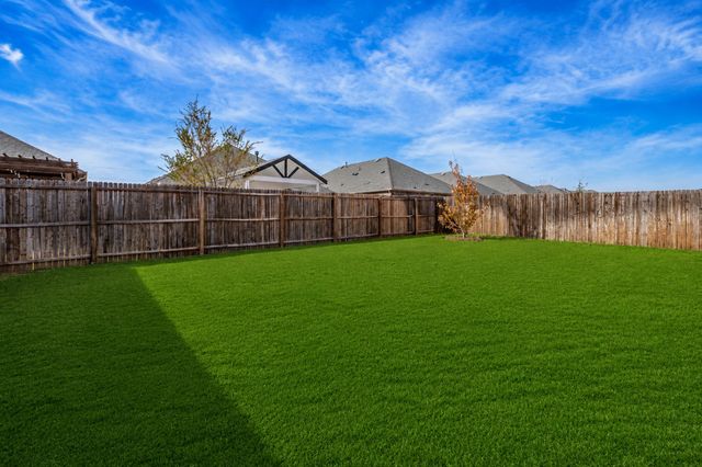 3227 Texas Trail, Aubrey, TX 76227