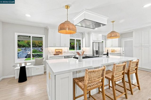 4333 Walnut Blvd, Walnut Creek, CA 94596